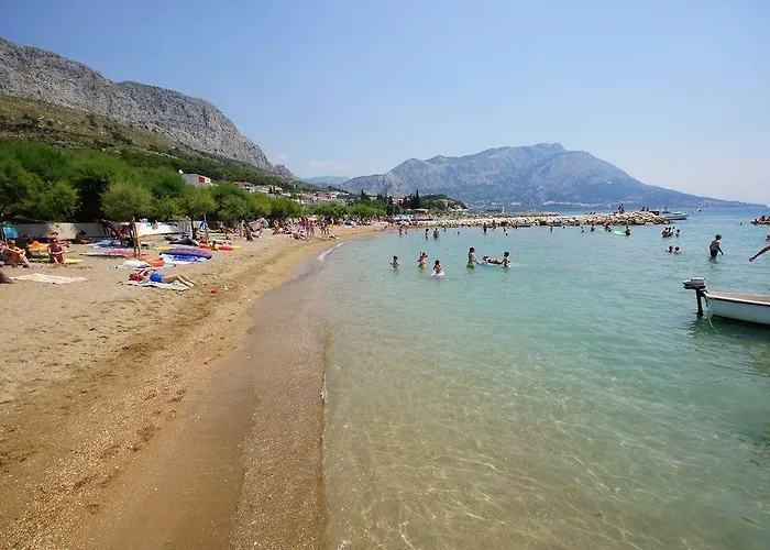 Ivan In * Duće