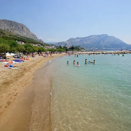 Ivan In * Duće